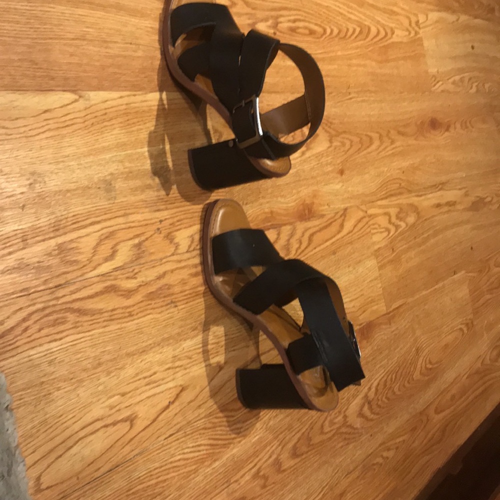 Sandals Heel Black 6.5 worn Twice